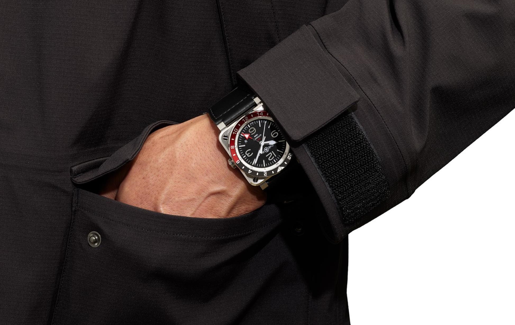 The Swiss made fake Bell & Ross watch has black dial.