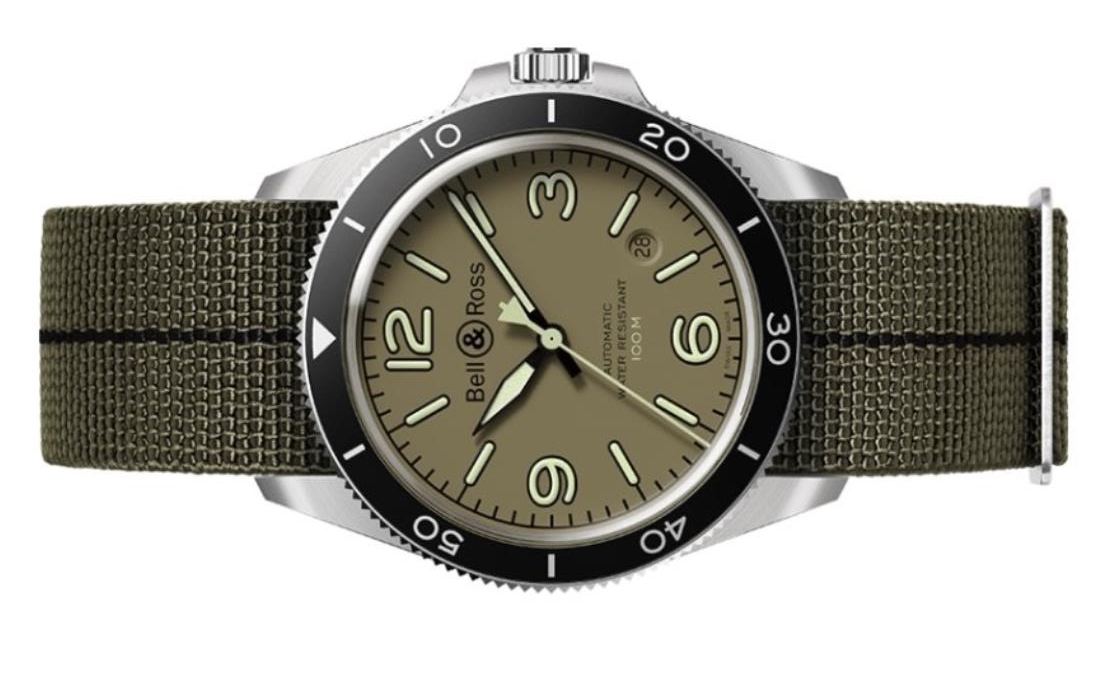 The military green dial fake watch has a date window.